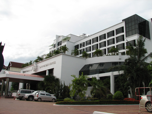 Lao Plaza Hotel