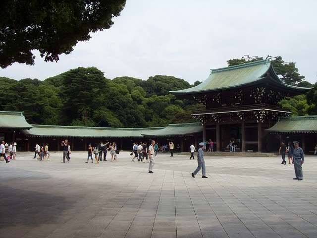 Central sanctuary
