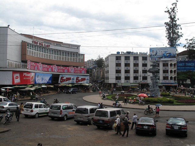 Dalat market