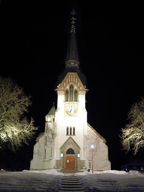 Kyrkan i vinternatt