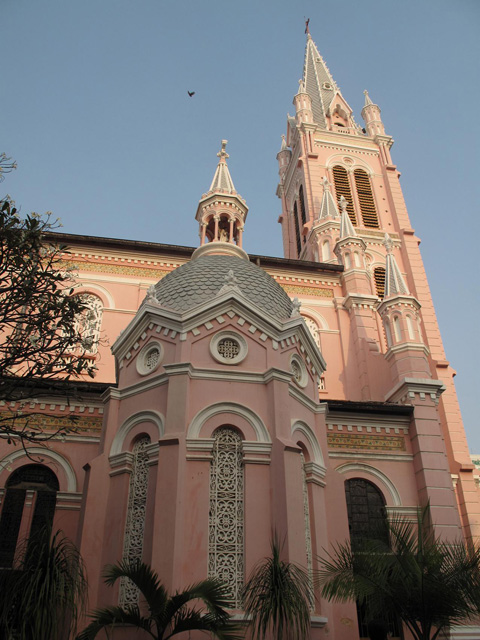 Tan dinh church side view