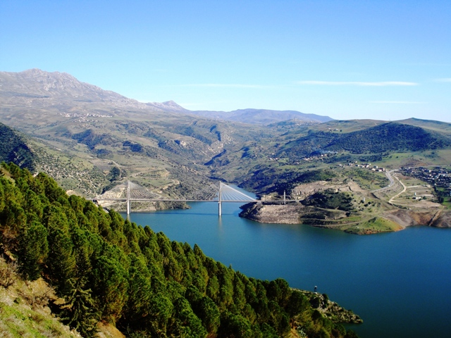 Beni Haroun bridge