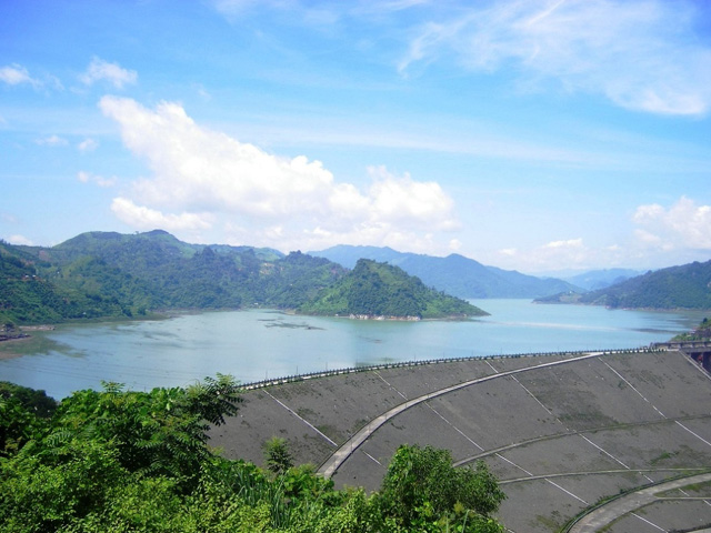 Hoa Binh Hydro Power Plant