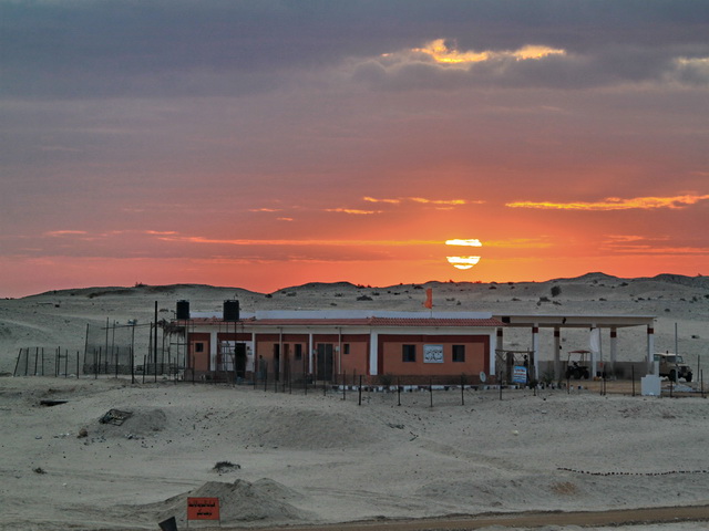 Lever de soleil sur les environs du Canal de Suez