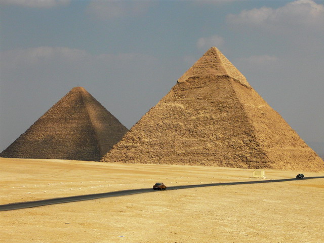 Pyramid of Khafre