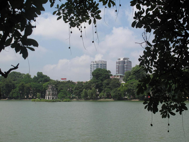 Hoan Kiem Lake