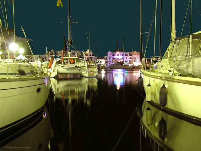 Port El Kantaoui by night