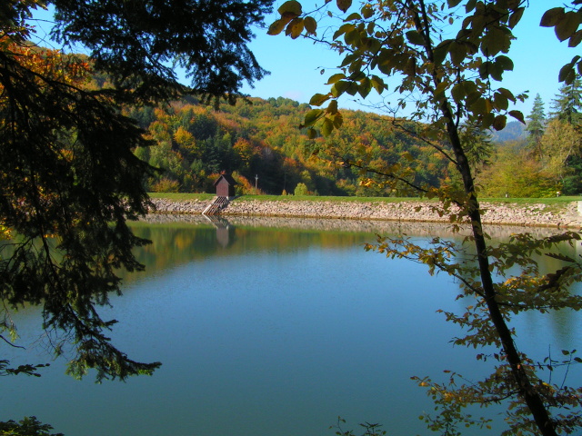 Lower hodrusa water reservoir