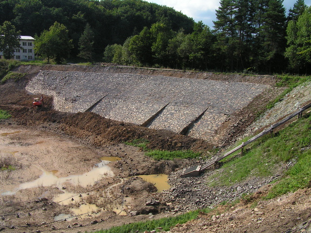 Upper hodrusa water reservoir