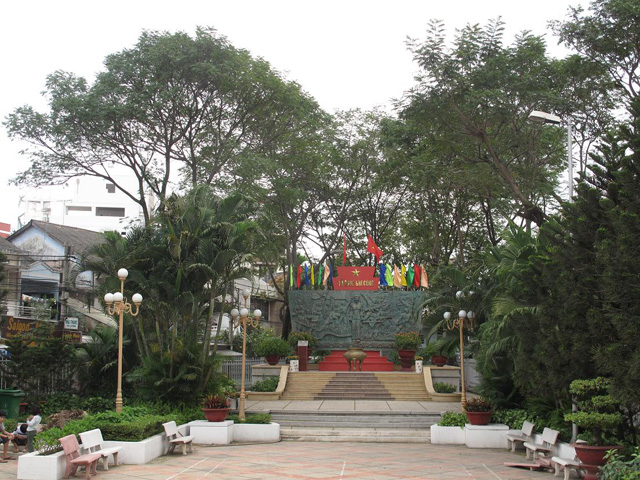 Nguyen Van Troi stele