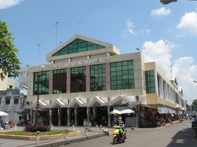 Commercial Center