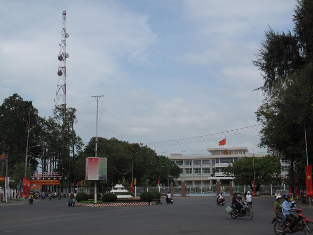 Hoa Binh roundabout