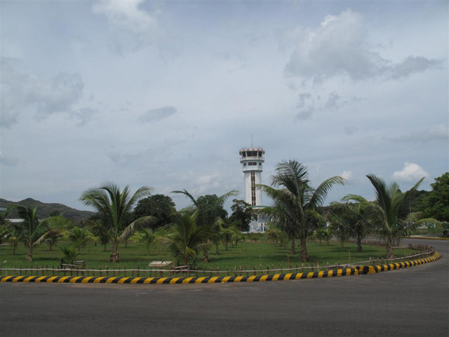 Air traffic control tower