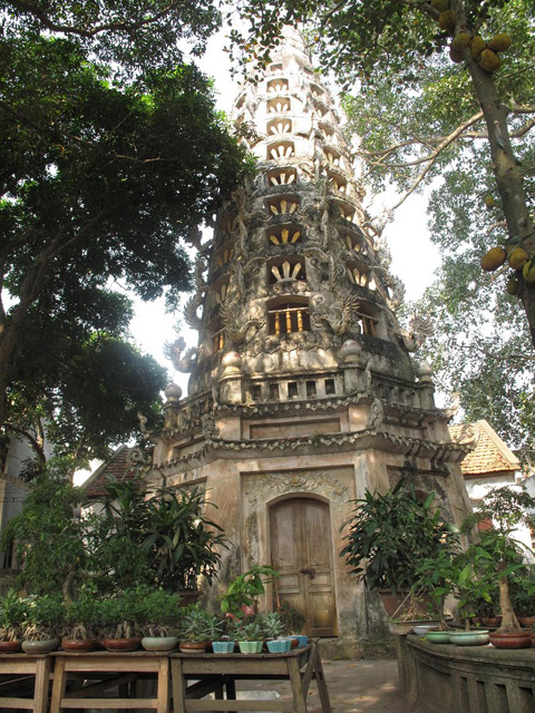 Mia pagoda, Cuu Pham Lien Hoa