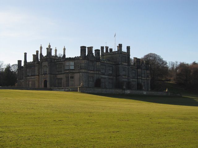 Dalmeny House