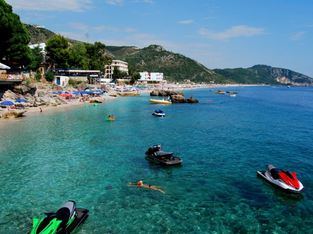 Dhermi beach