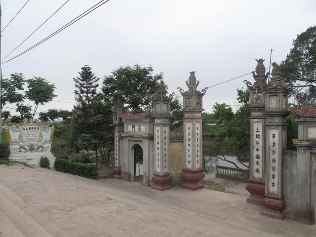 Relic, Tho Khoi Temple
