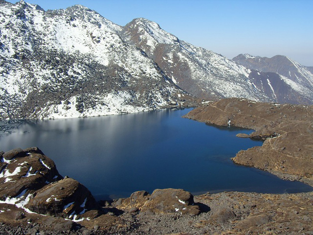 Gosaikunda lake