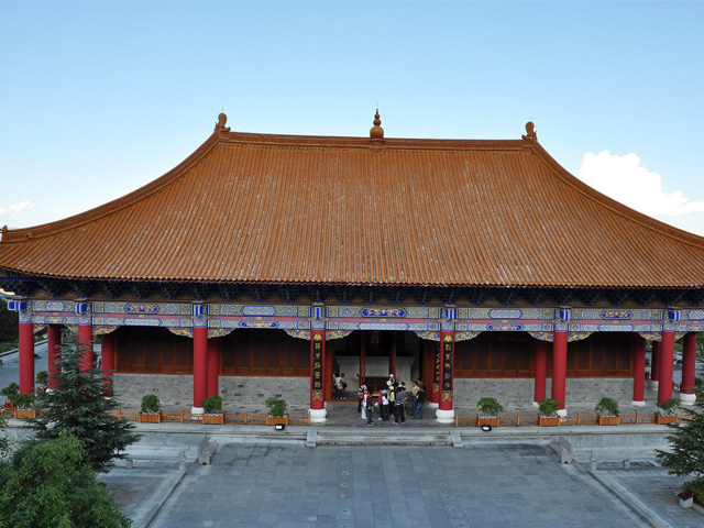 Main building, Heavenly King Hall