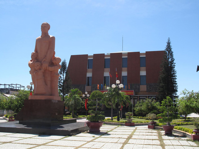 Ho Chi Minh museum