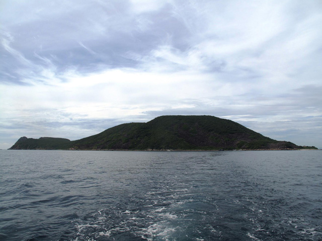 Hon Mot Island