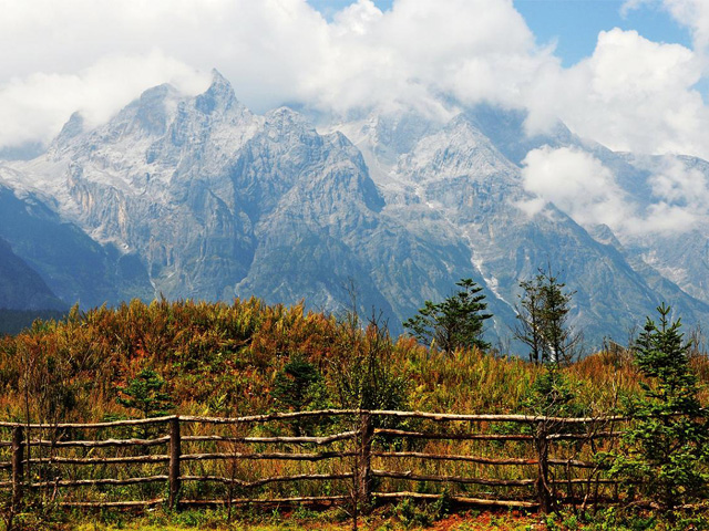 Jade Dragon Snow Mountain