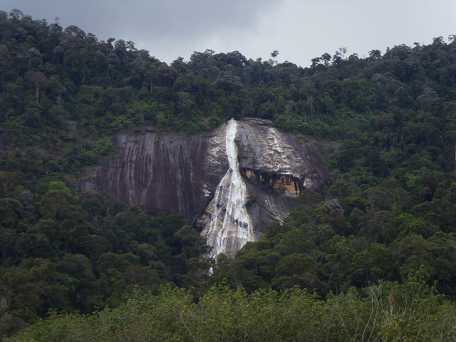 Jelawan waterfall
