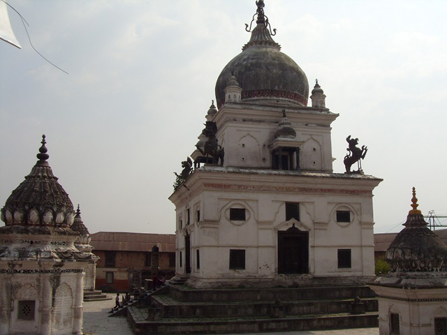 Kalmochan Temple