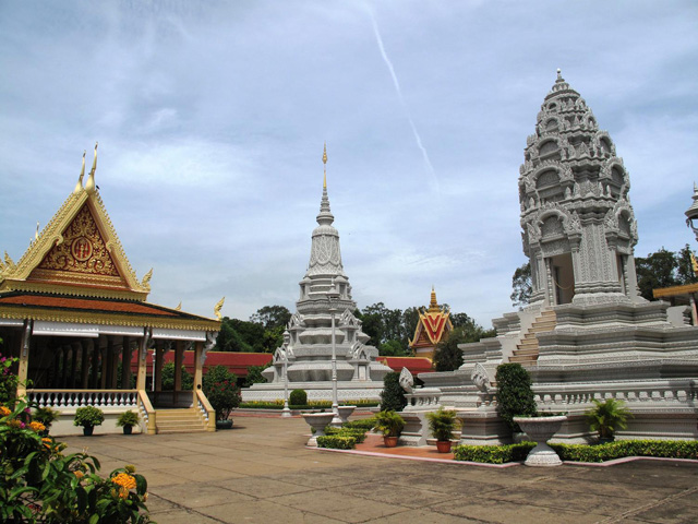Koeng Preah Bat