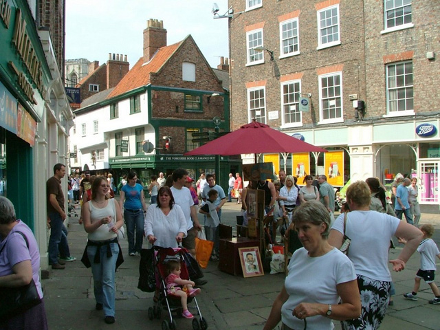 Low Petergate street