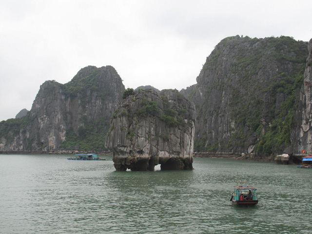 Lu huong island