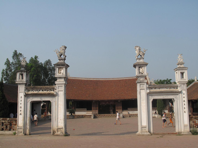Mon Phu Temple gate