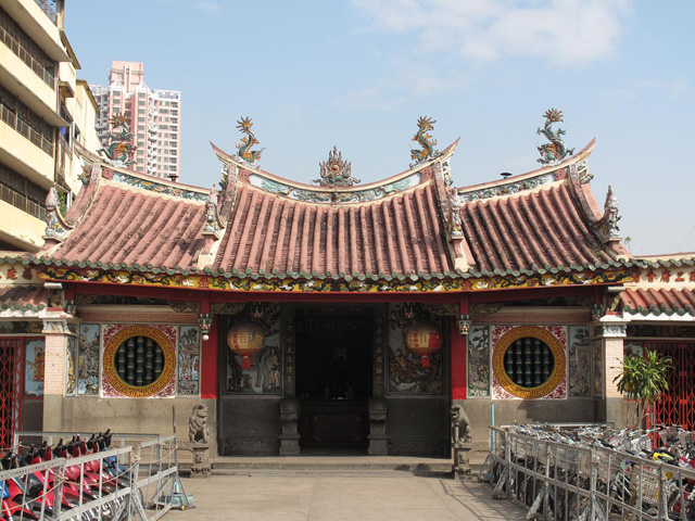 Nhi Phu temple