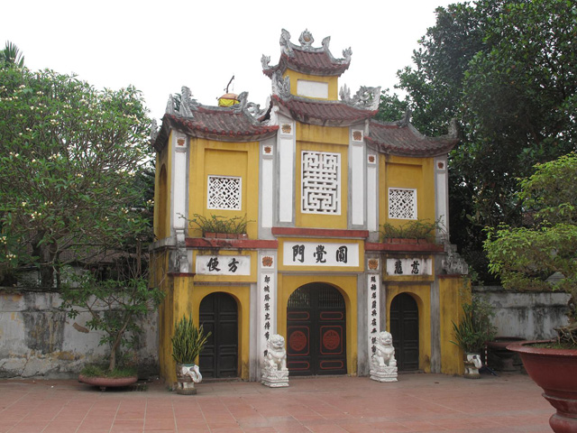 Gate, Dien Huu Tu