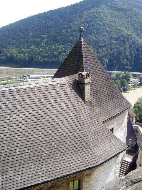 Donjon roof