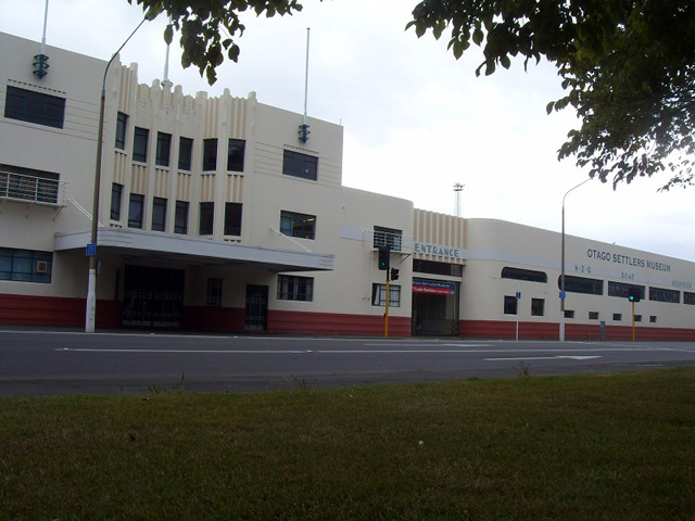 Transport wing