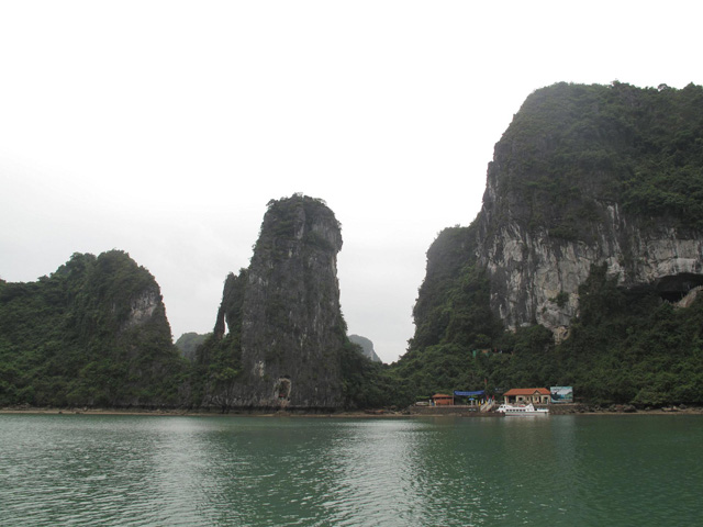 Sung Sot grotto