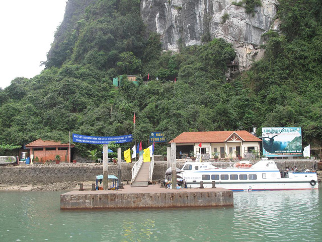 Sung Sot grotto