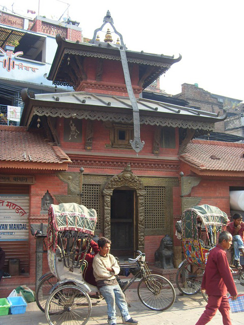 Thahiti chowk