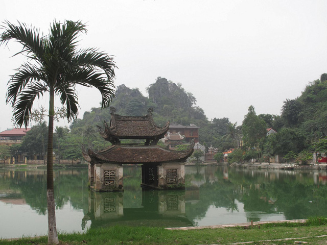 Thuy Dinh, Thay pagoda