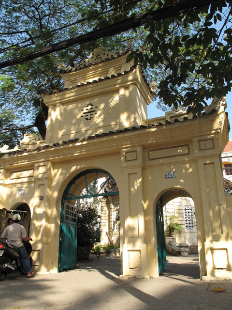 Truong Vinh Ky tomb gate