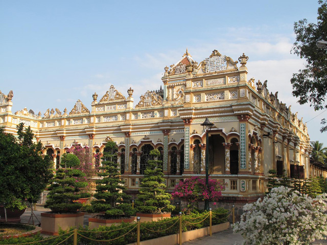 Vinh Trang pagoda