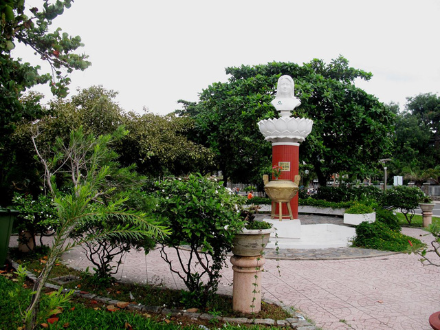 Yen Phi park