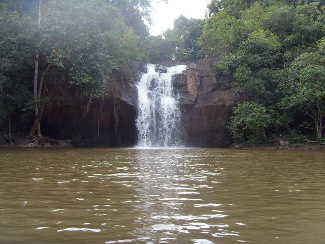 Angthong waterfall