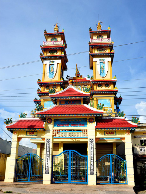 Cao Dai Temple