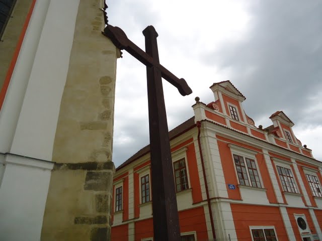 Cross