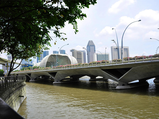 Esplanade Bridge