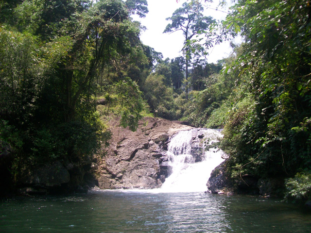 Ton Kloy waterfall