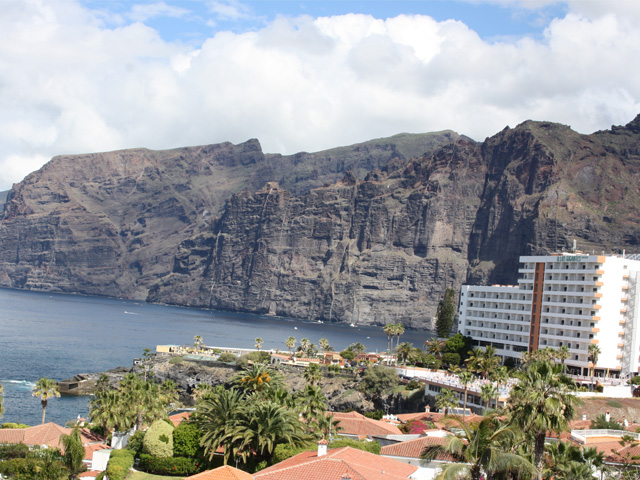 Los Gigantes