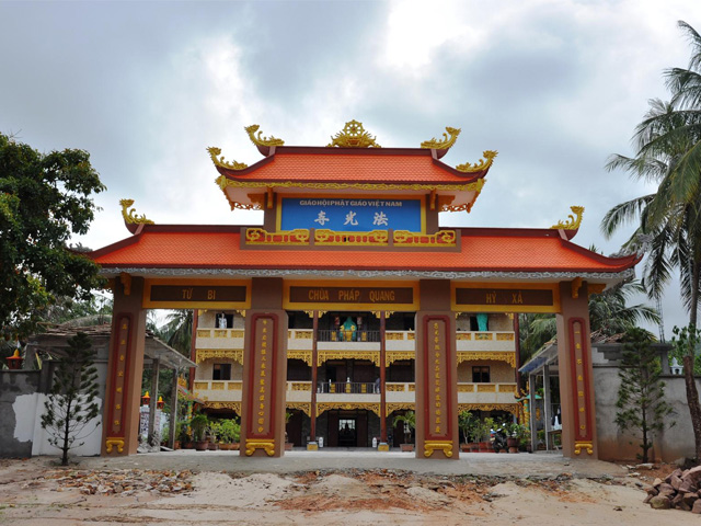 Gate, Phap Quang Pagoda